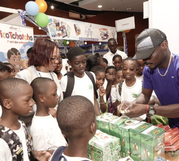 Les élèves de 6è au SALON DU LIVRE POUR ENFANTS ET ADOLESCENTS